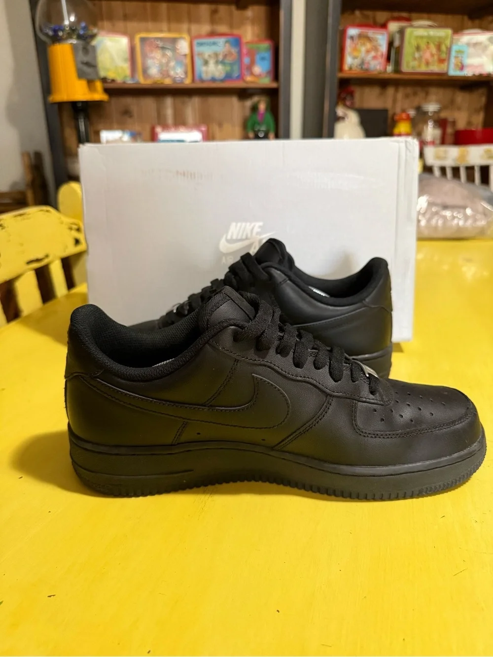 Nike low top